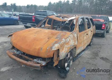 2013 Chevrolet Tahoe Ltz z USA, uszkodzony, nr VIN 1GNSKCE07DR367273